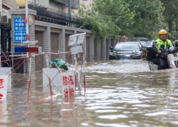 Scorching heat+ heavy rain, China grappling with extreme weather