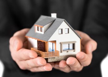 He agreed to gift home to friend changes mind after marry at 93